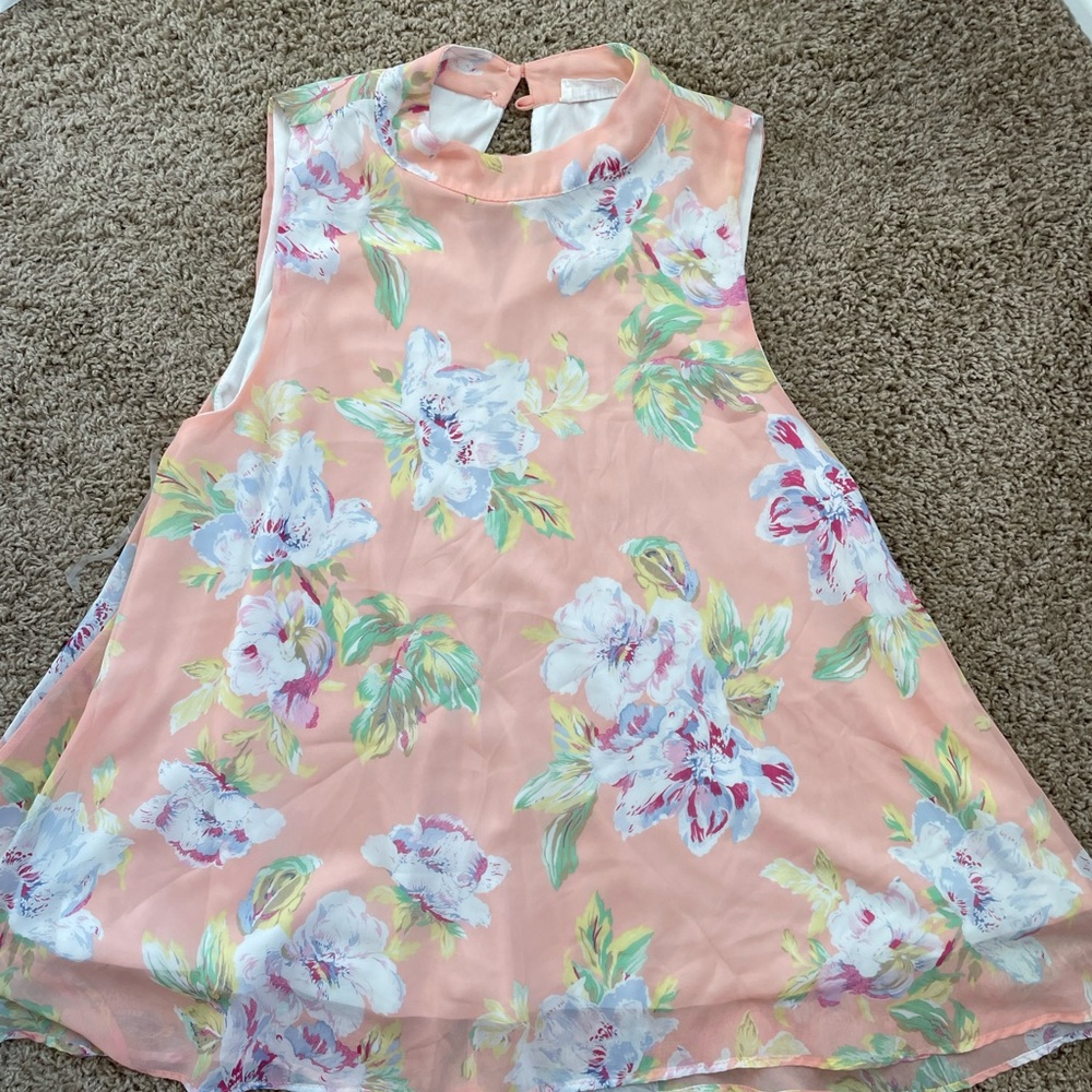 Boutique Peach Love peach halter top size large